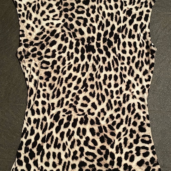 Vince Camuto Leopard Print Wrap Top - Picture 2 of 3